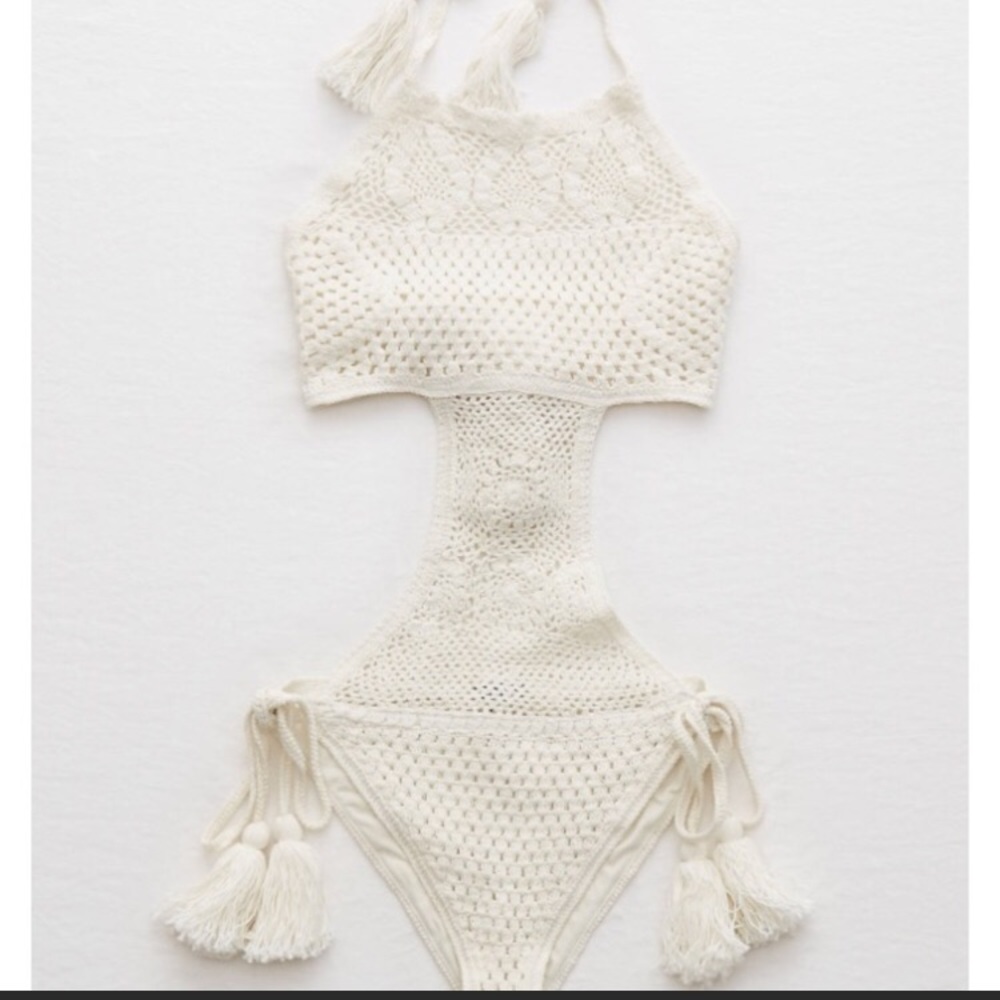 NWOT Aerie Crochet Swimwear